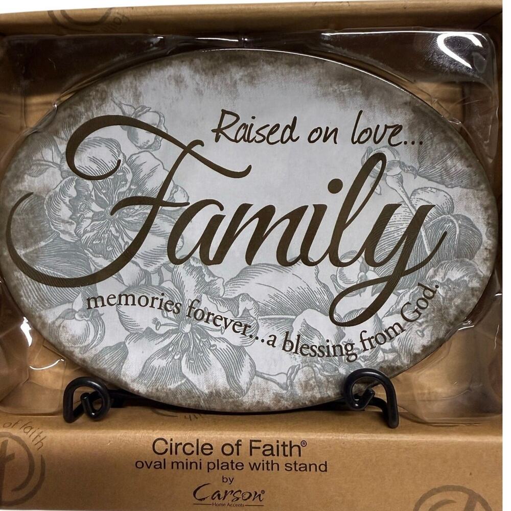 SKU3188 Carson Family Plate "Circle of Faith" Oval Mini Plate with Stand